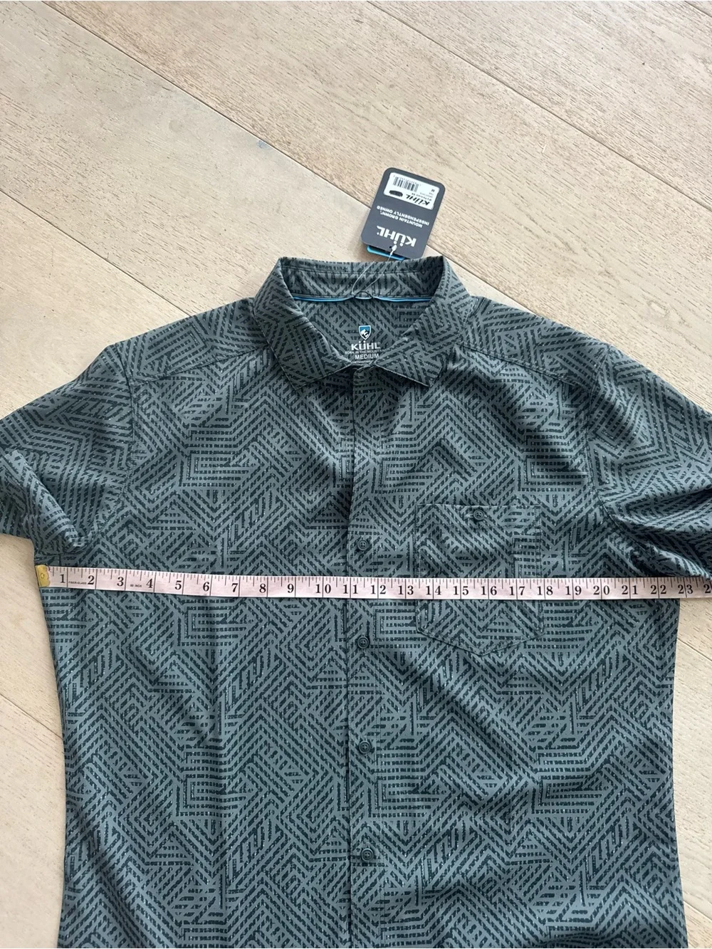 NWT KUHL Persuadr Short Sleeve shirt Green Onyx M - Picture 4 of 6